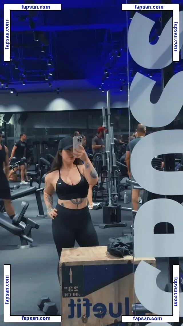 Leticia Motta nude photo #0015 from OnlyFans