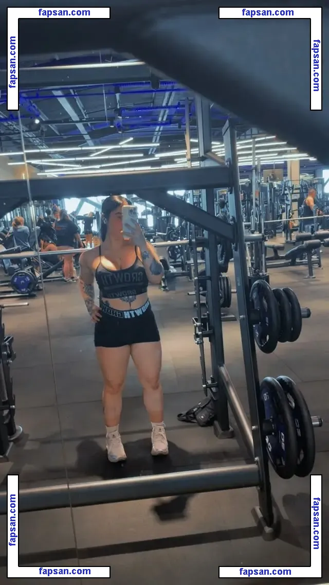 Leticia Motta nude photo #0018 from OnlyFans