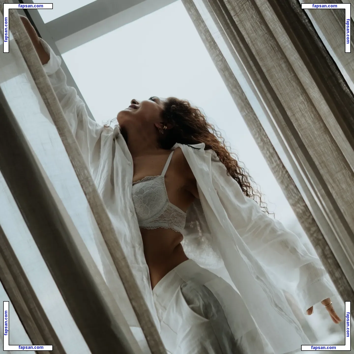 Letícia Sabatella nude photo #0007 from OnlyFans