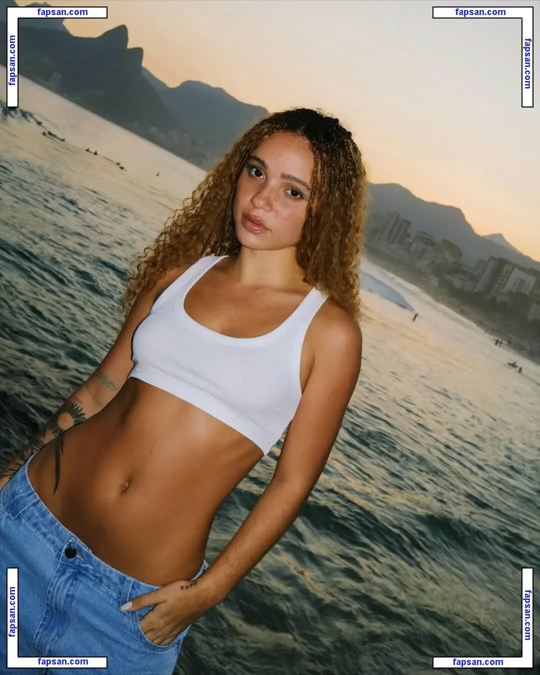 Leticia Vieira nude photo #0002 from OnlyFans