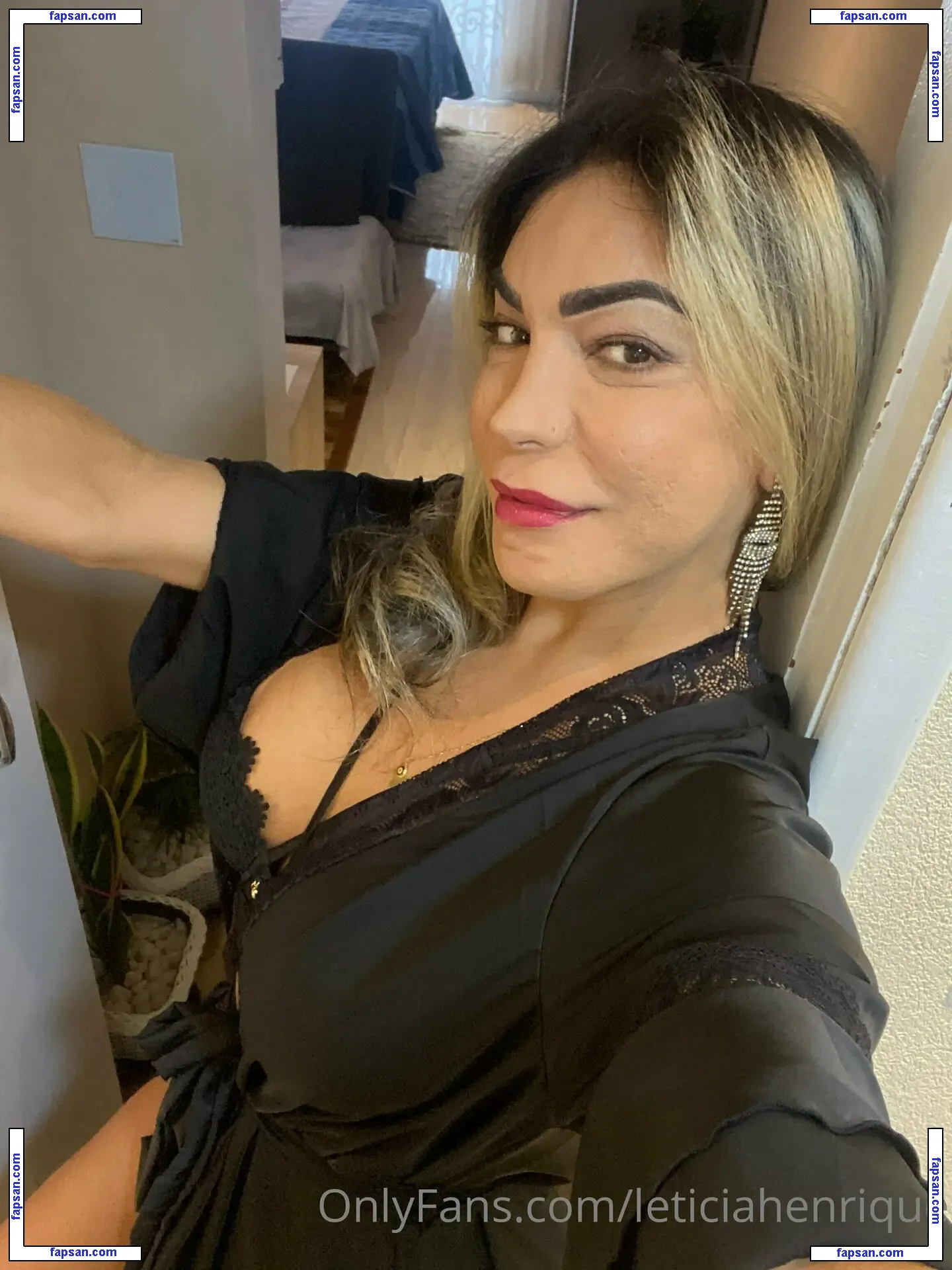 leticiahenrique nude photo #0107 from OnlyFans