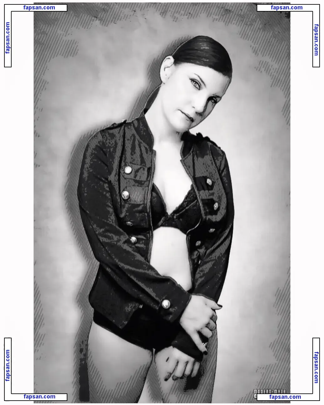 Leva Bates nude photo #0011 from OnlyFans