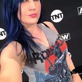 Leva Bates голая #0009