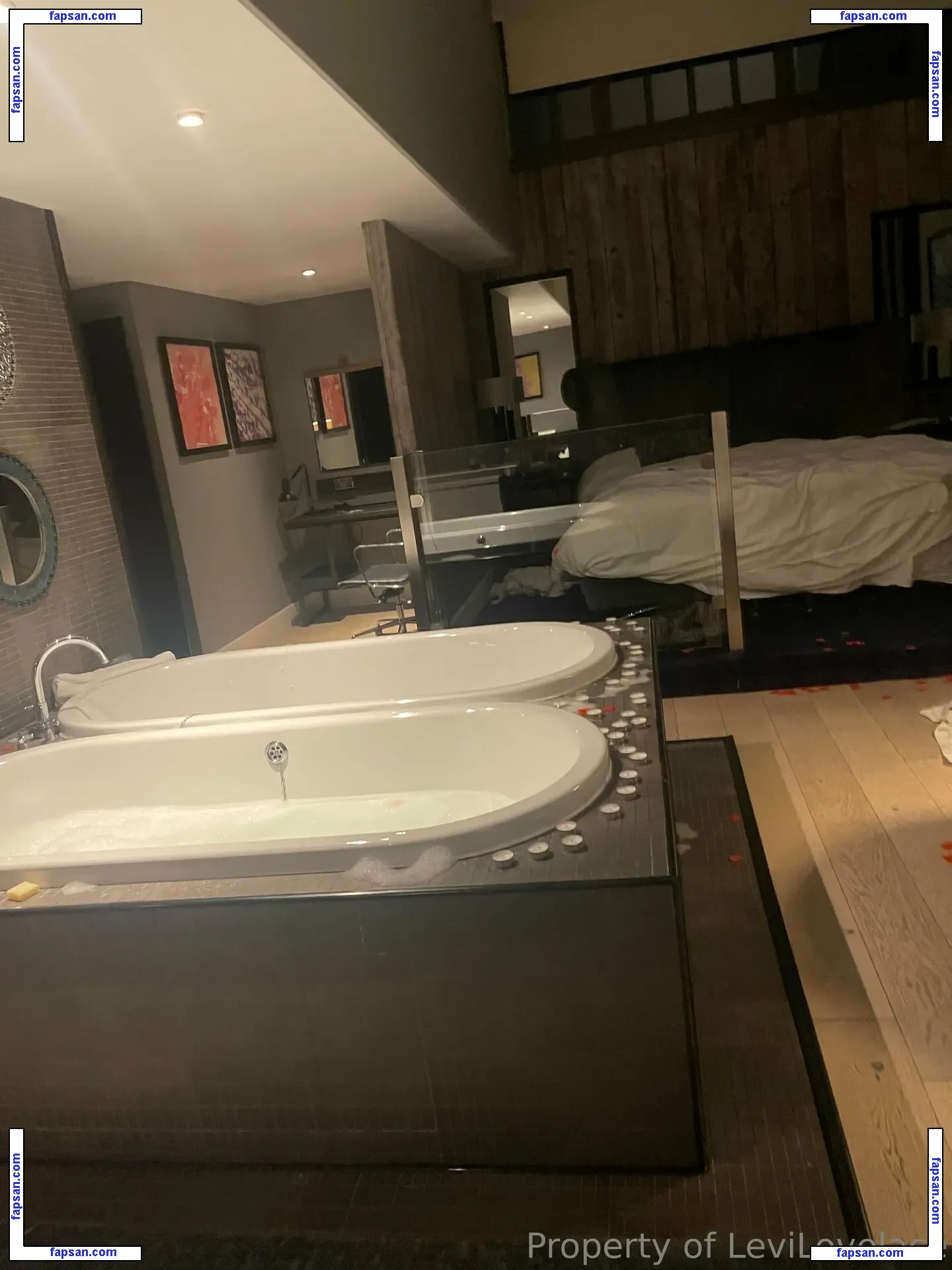levilovelace nude photo #0005 from OnlyFans