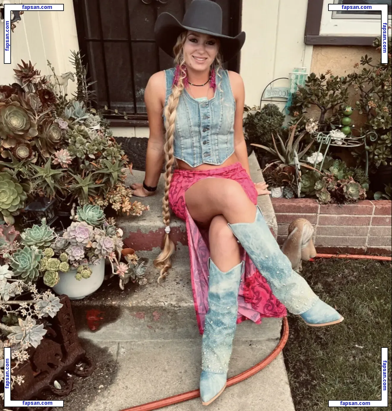 Lexi Floro голая фото #0005 с Онлифанс