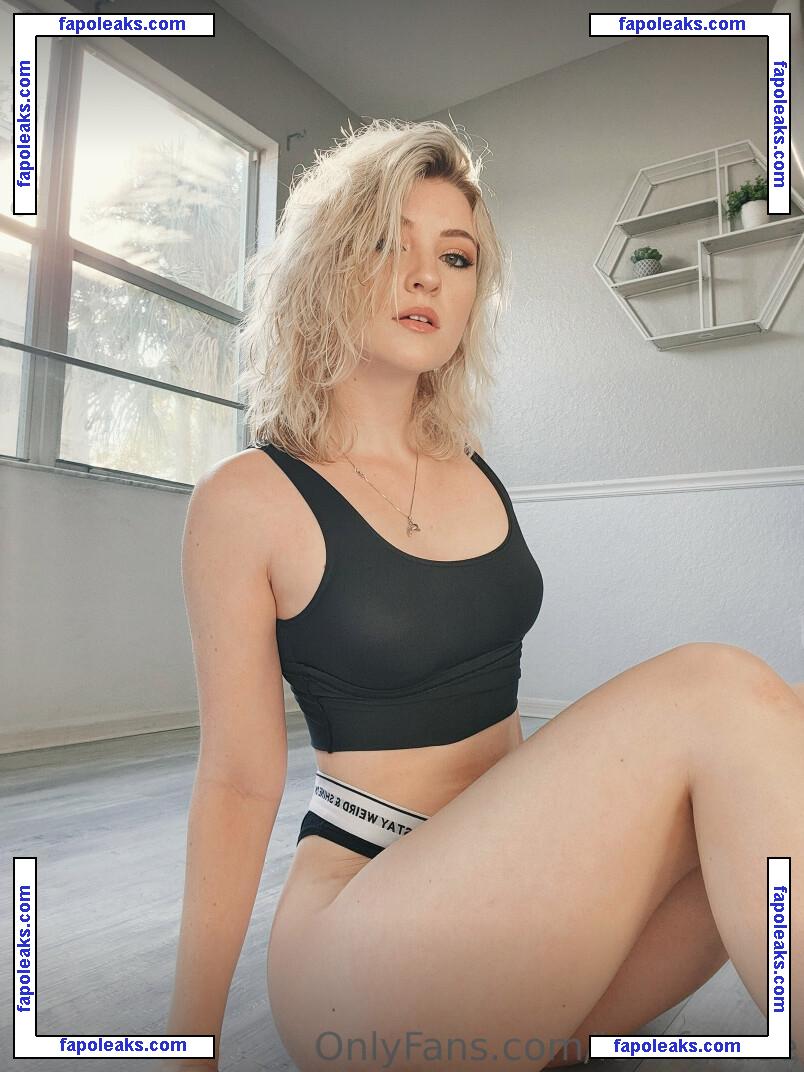 Lexie Grace / Lexus C / lexiegracelove / lexofgrace nude photo #0012 from OnlyFans