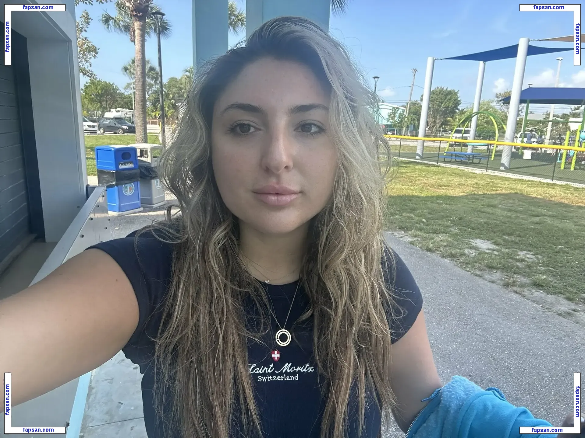 Lexisdeanna nude photo #0001 from OnlyFans
