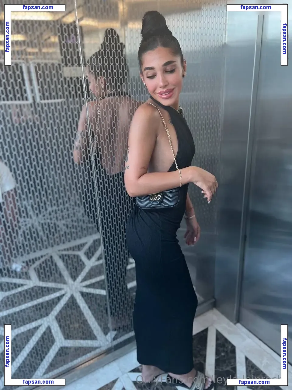 Leyla Leiprecht nude photo #0002 from OnlyFans