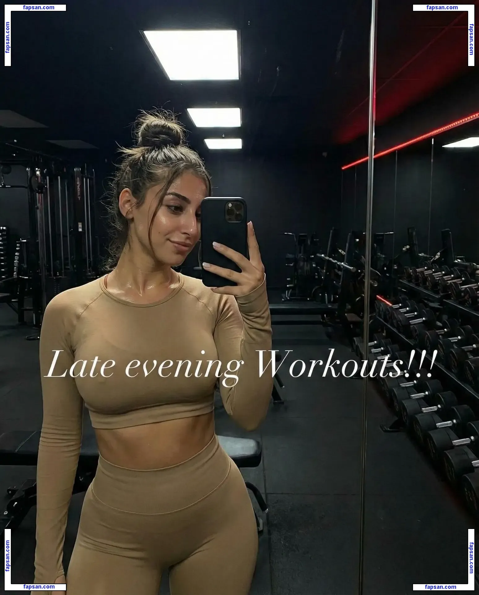 LeylaMira голая фото #0005 с Онлифанс