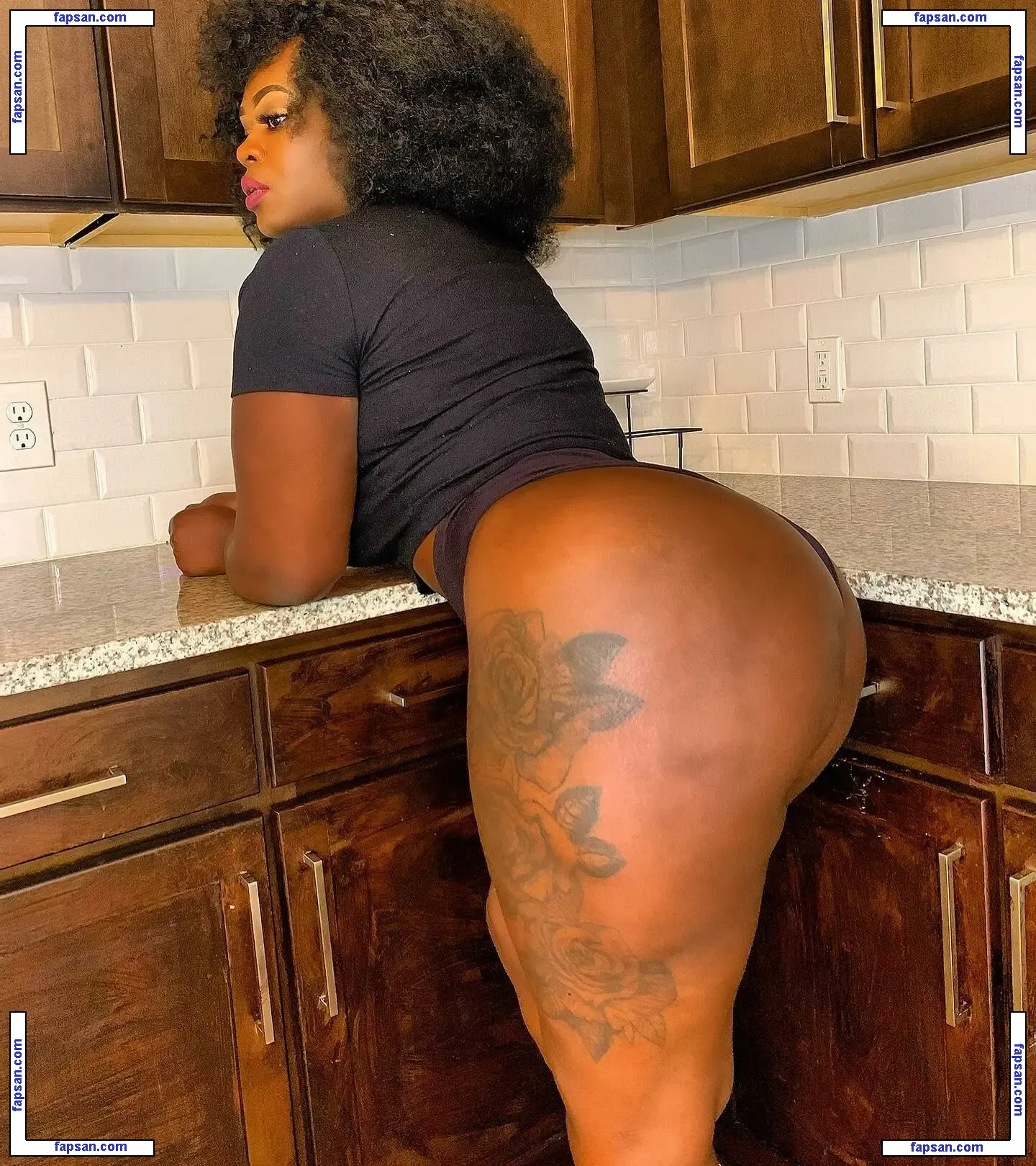 Lia Aesthetic nude photo #0022 from OnlyFans