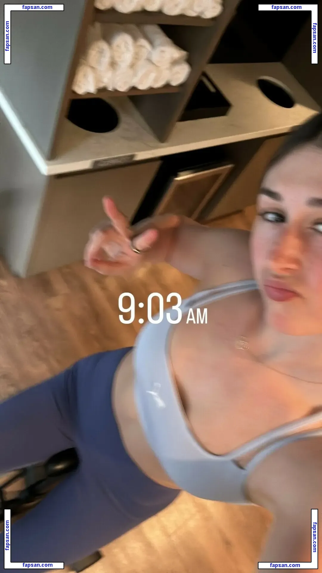 Lia Block nude photo #0044 from OnlyFans