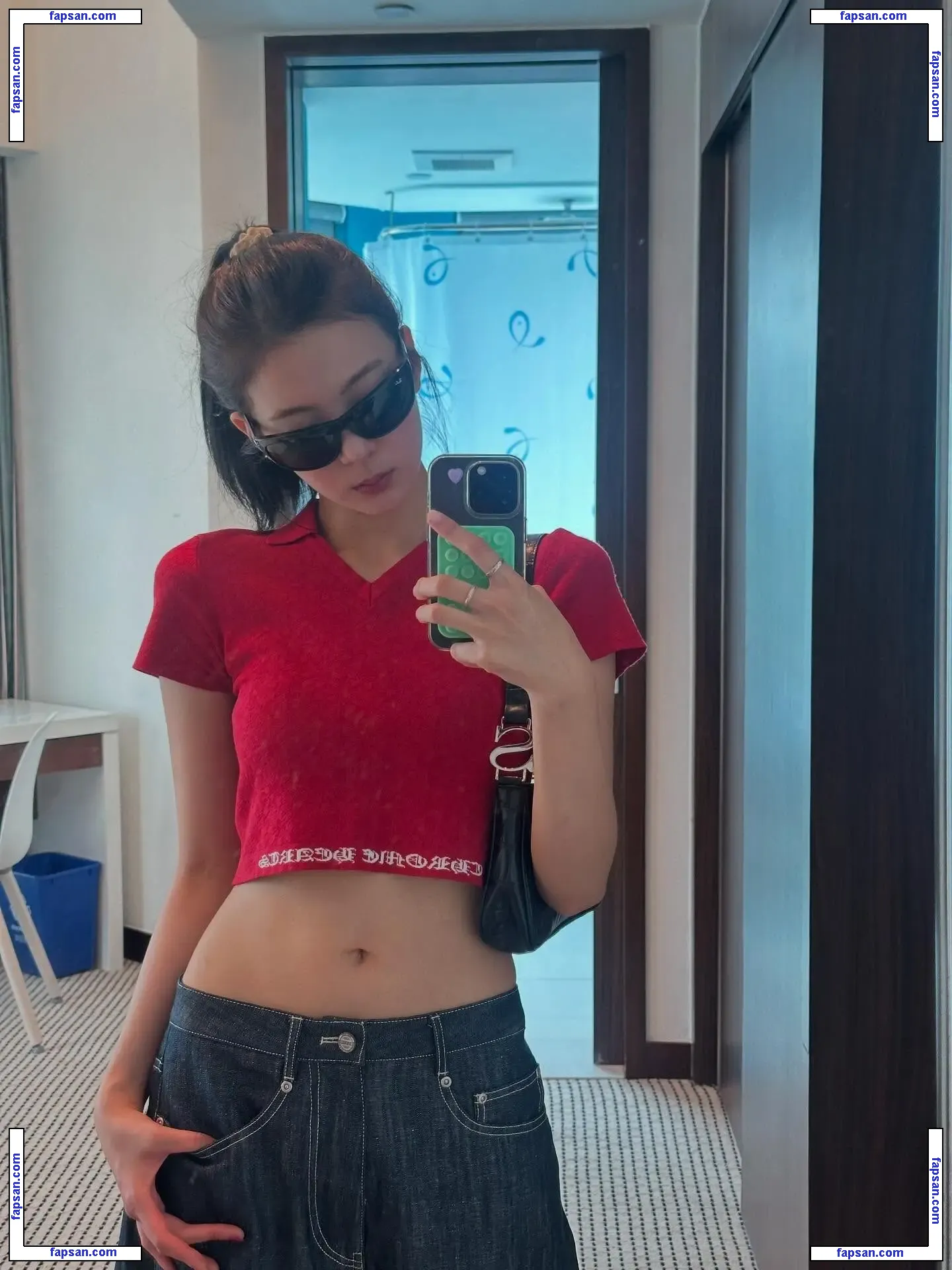 lia_loves___ nude photo #0021 from OnlyFans