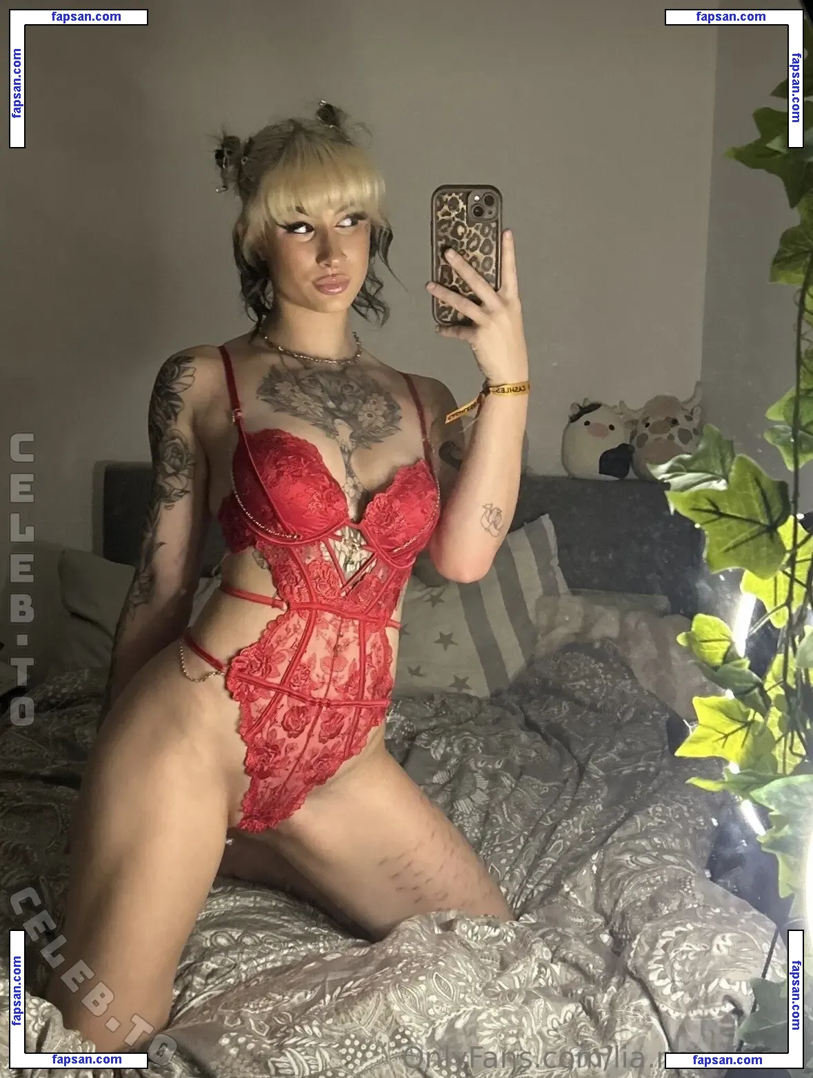 Lia Noir nude photo #0016 from OnlyFans