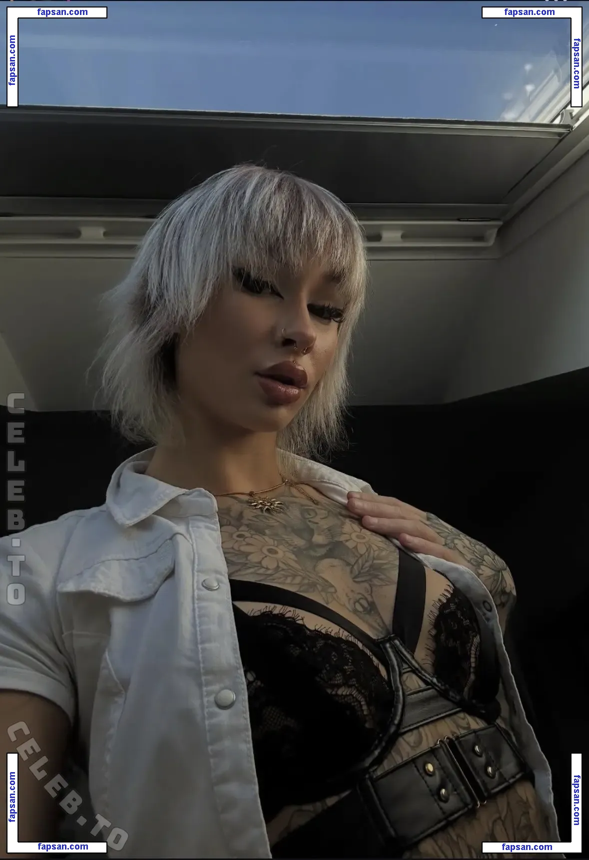 Lia Noir nude photo #0017 from OnlyFans