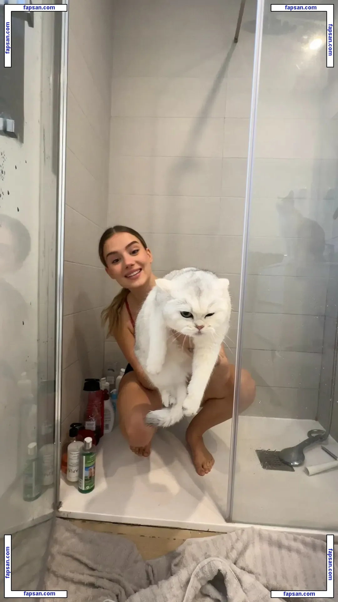 Lia Sikora nude photo #0056 from OnlyFans