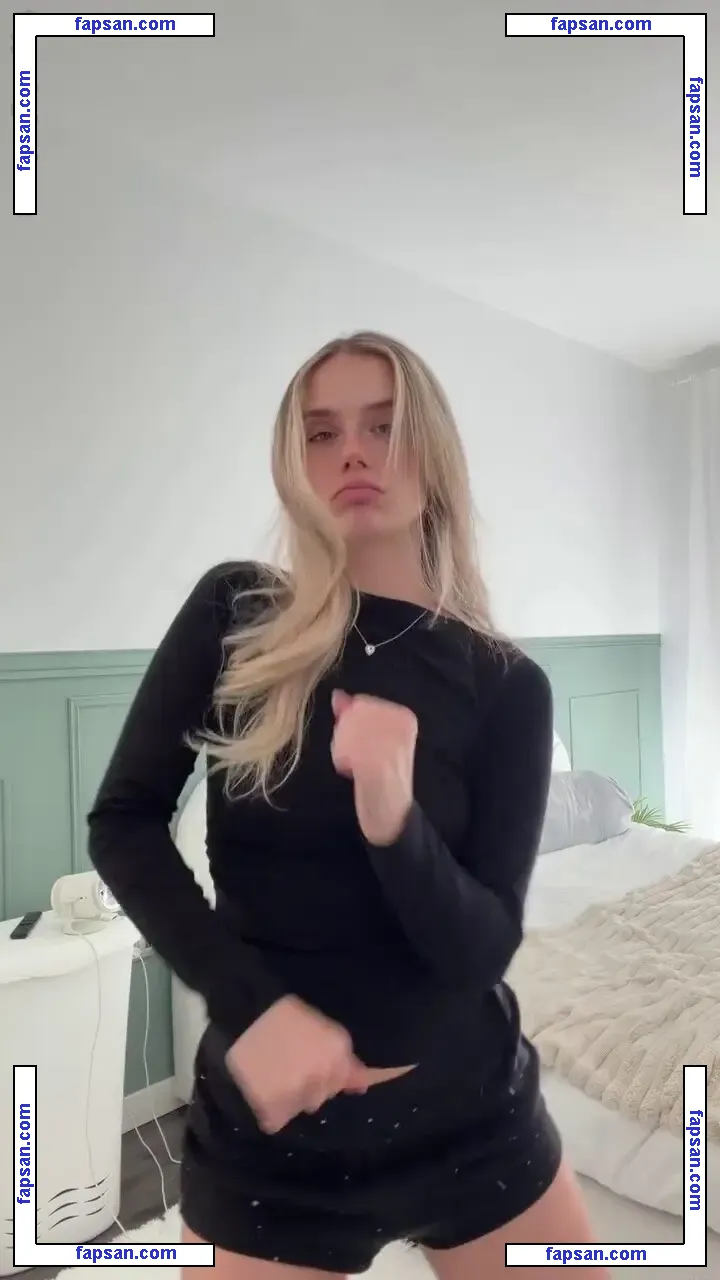 Lia Sikora голая фото #0083 с Онлифанс