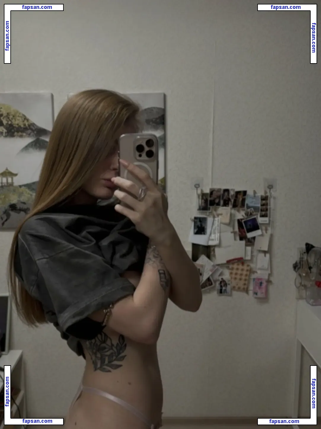 Liana_Fox nude photo #0019 from OnlyFans