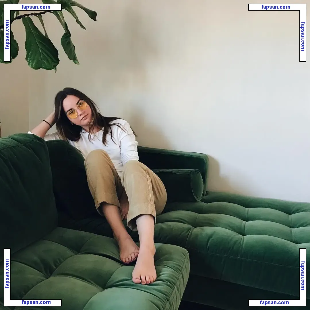 Liana Liberato nude photo #0047 from OnlyFans