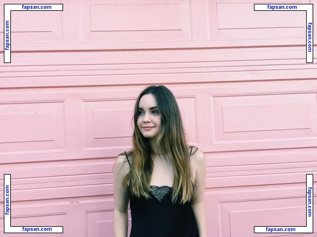 Liana Liberato nude photo #0049 from OnlyFans