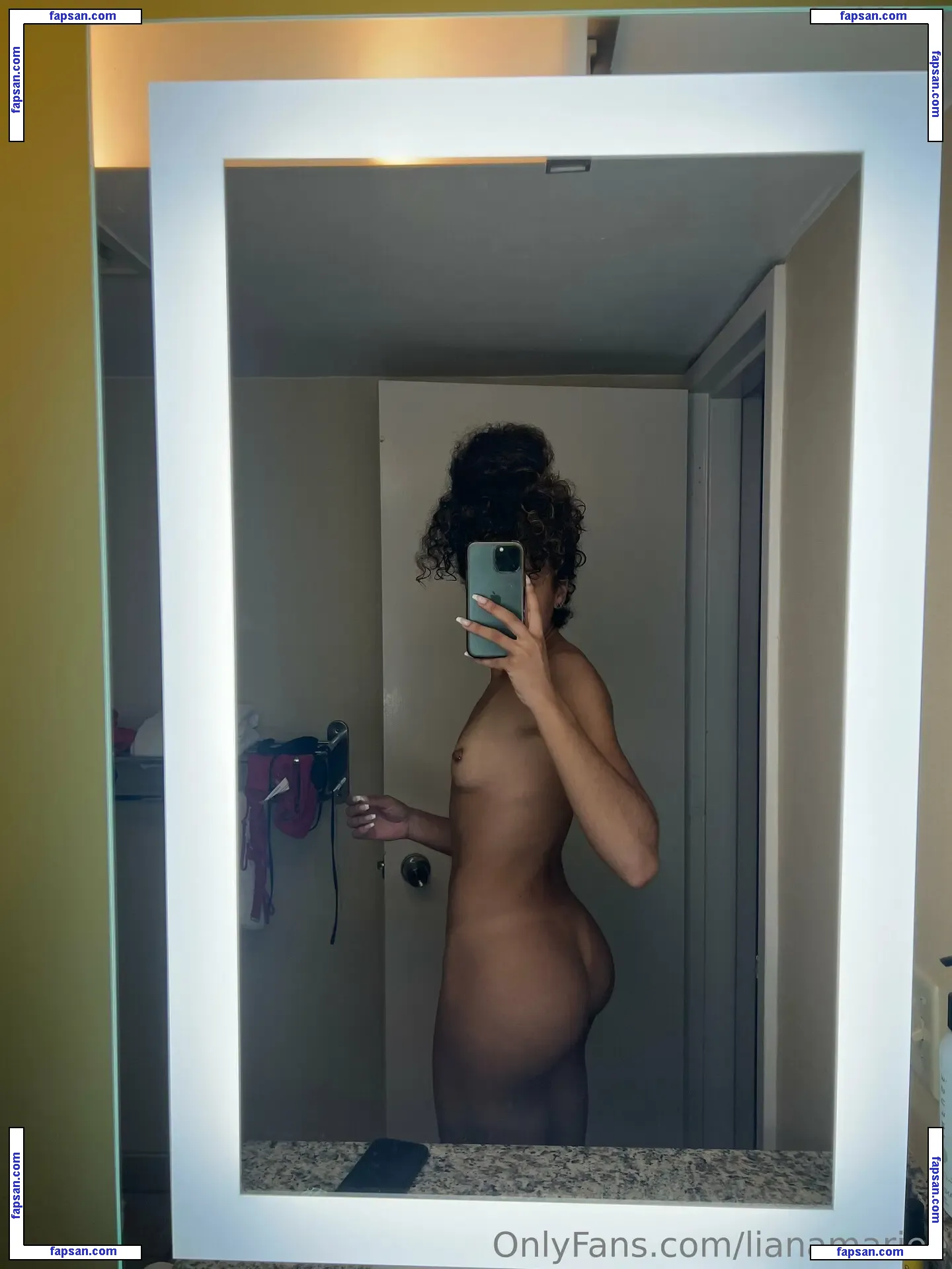 lianamariee nude photo #0129 from OnlyFans