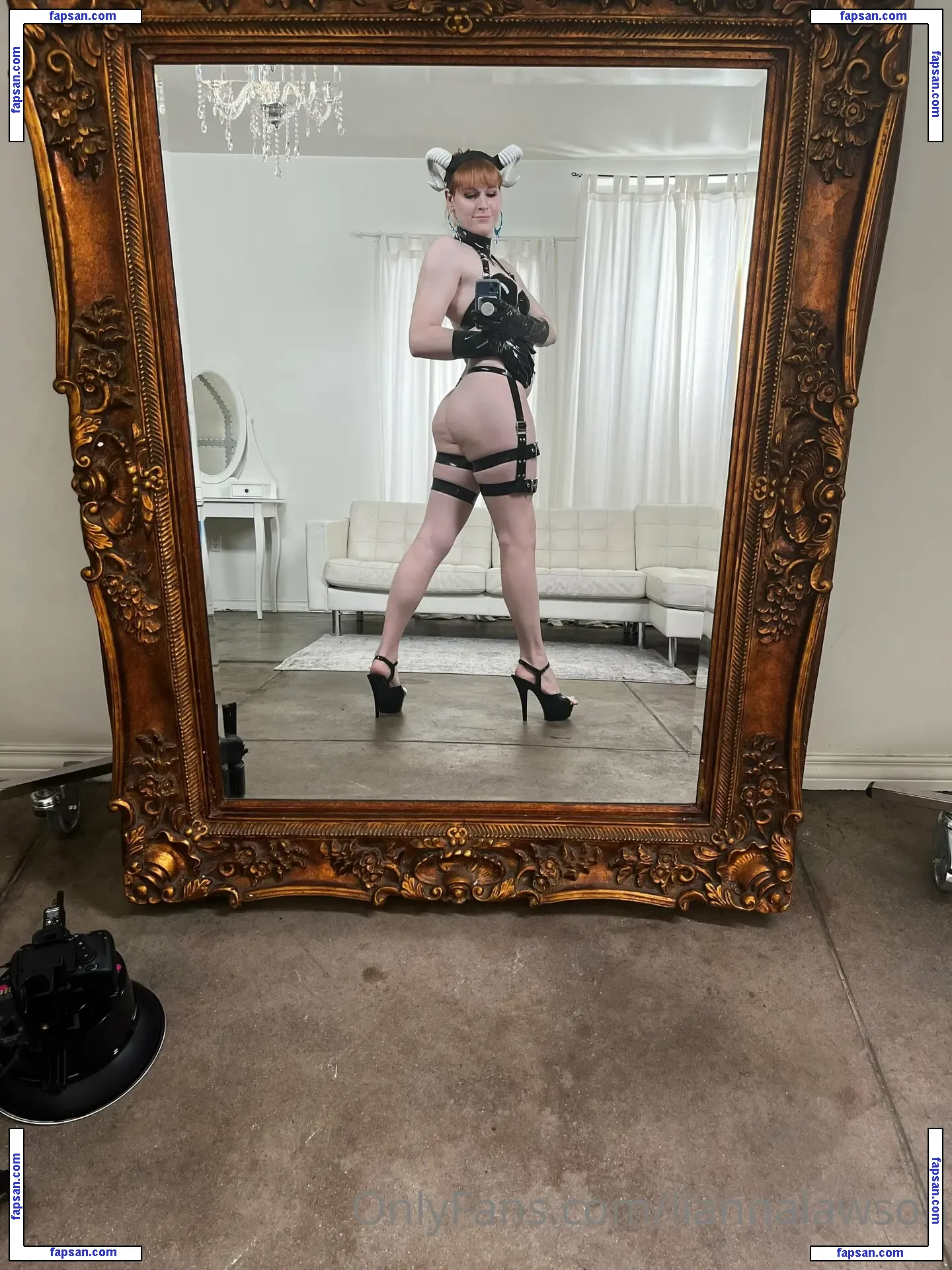 liannalawson nude photo #0027 from OnlyFans