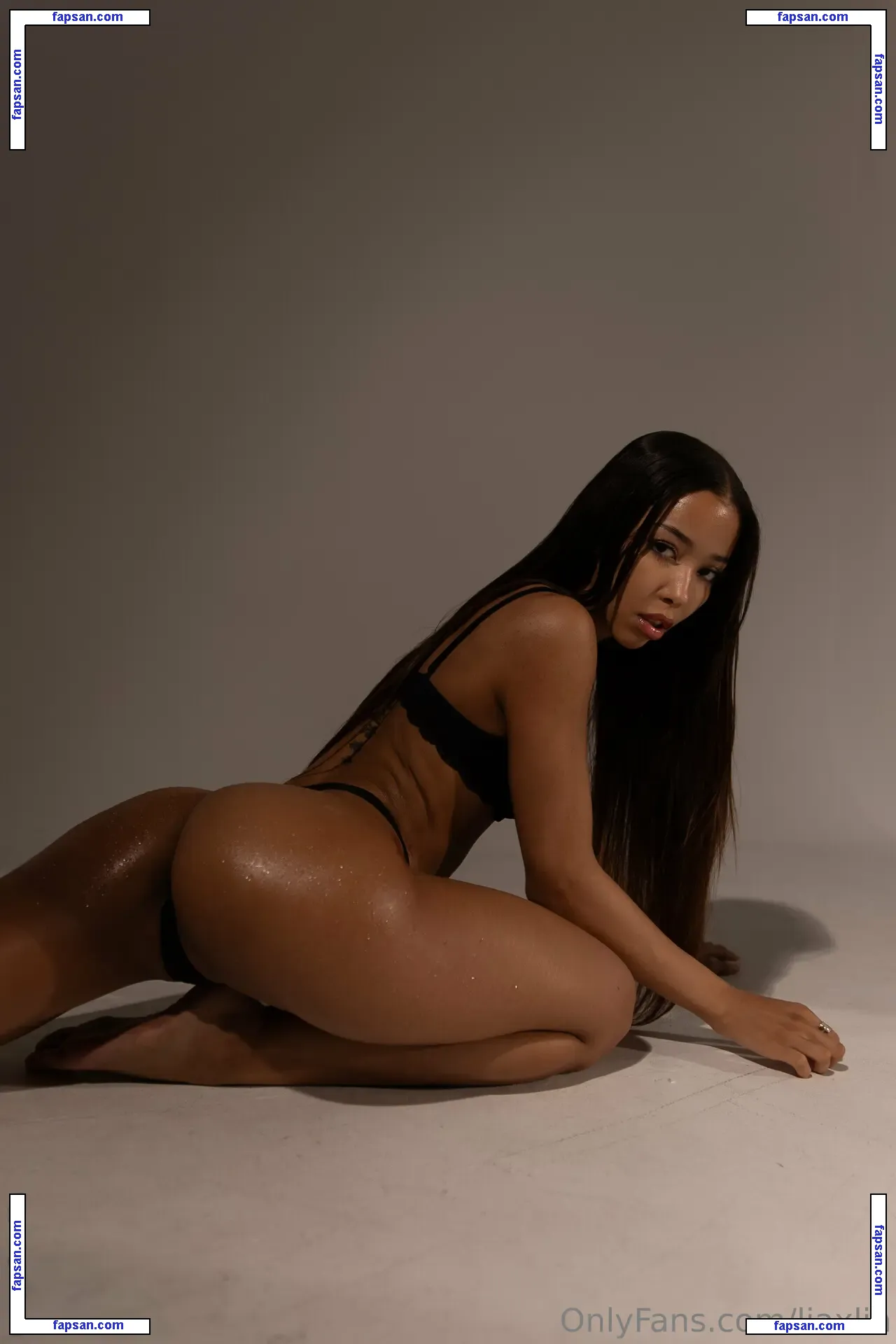 liaxlin nude photo #0001 from OnlyFans