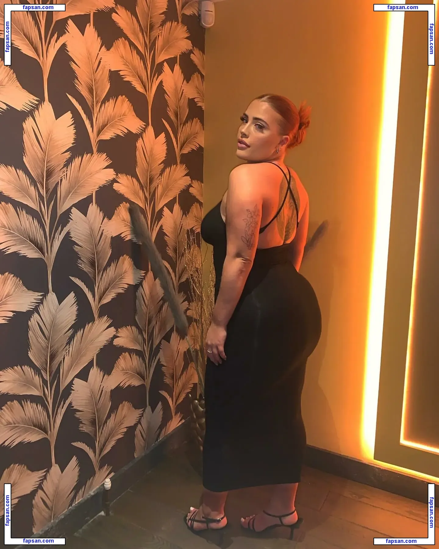 libbyrebecca nude photo #0022 from OnlyFans
