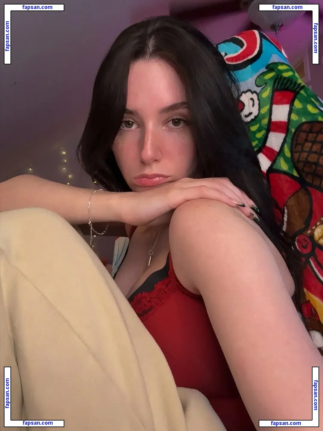 lidyuh голая фото #0002 с Онлифанс