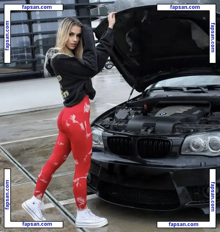 Liene Tienemann голая фото #0010 с Онлифанс