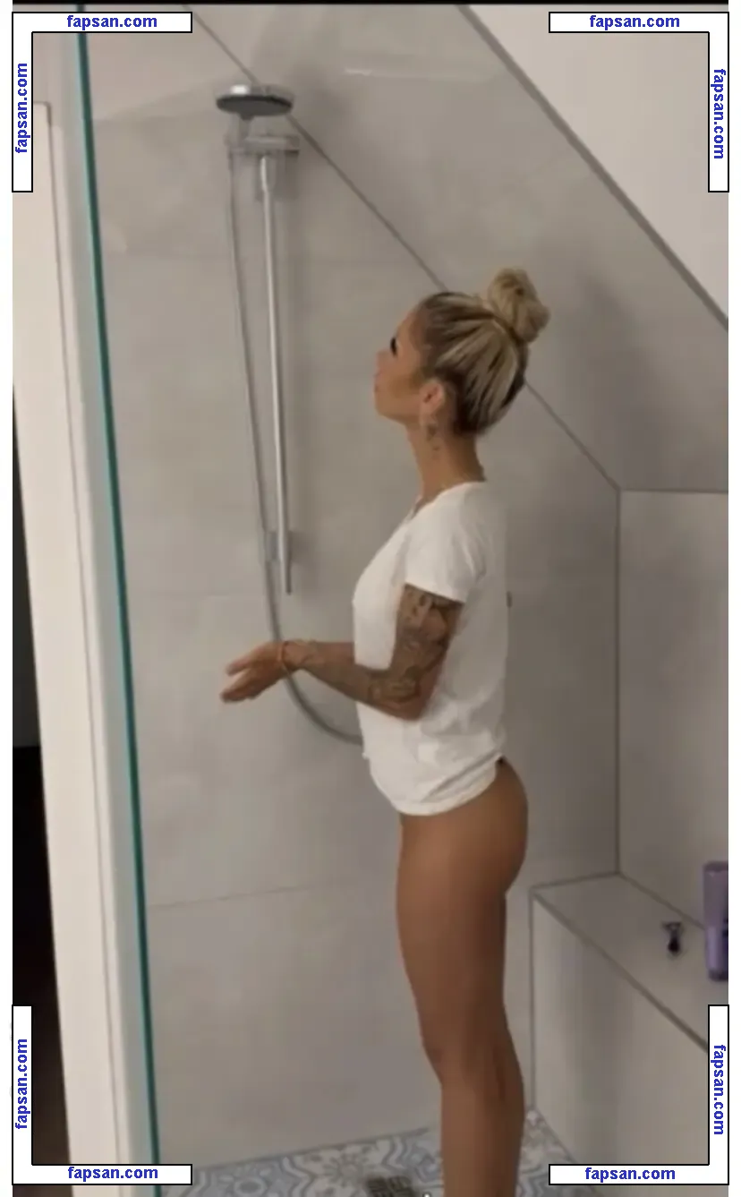 Liene Tienemann голая фото #0016 с Онлифанс