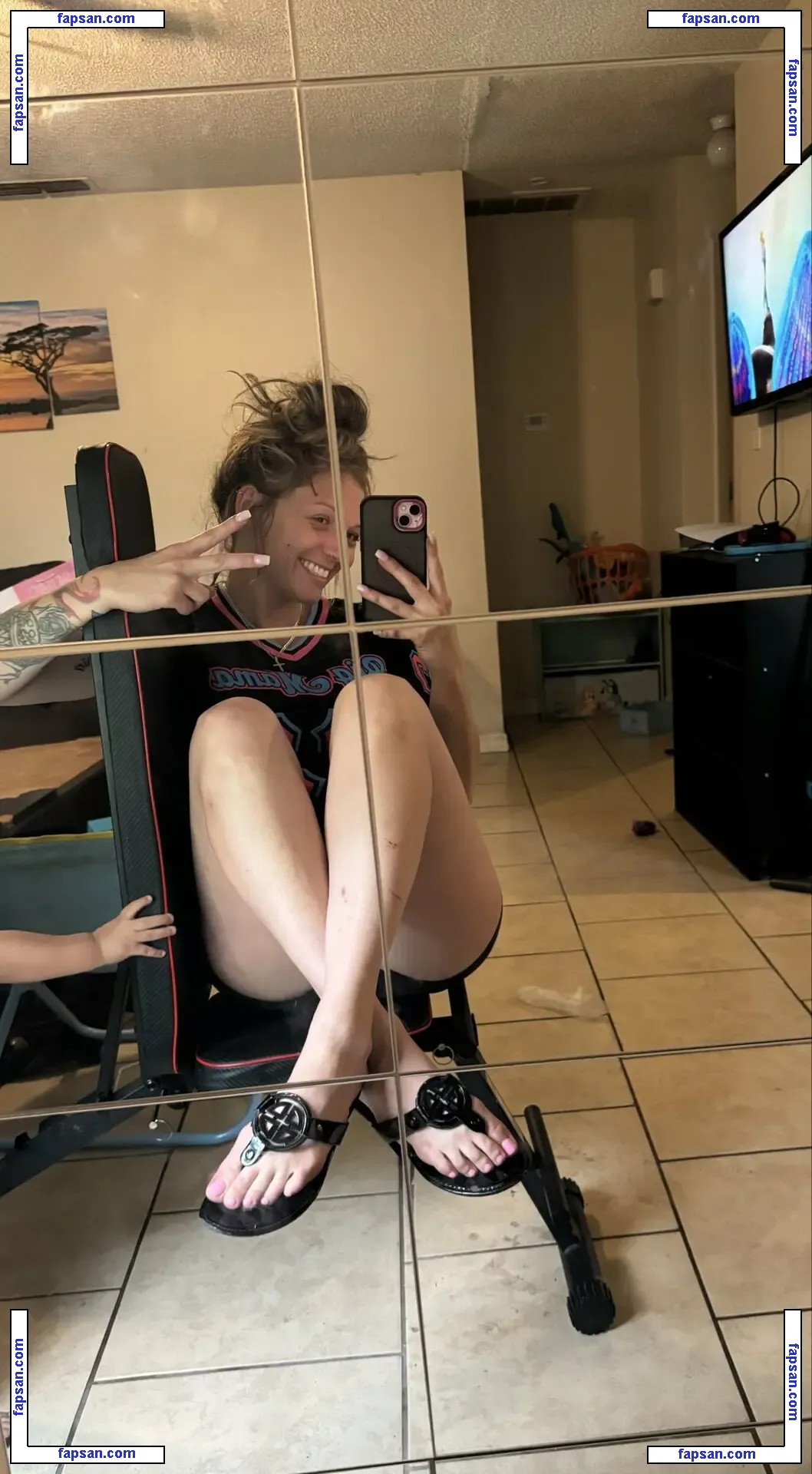 lightweightleah nude photo #0009 from OnlyFans