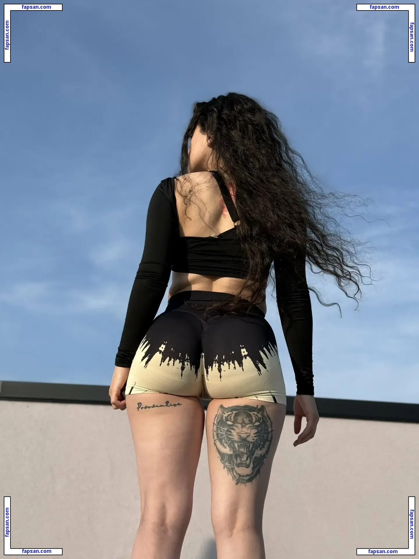 likaaa_xo nude photo #0007 from OnlyFans