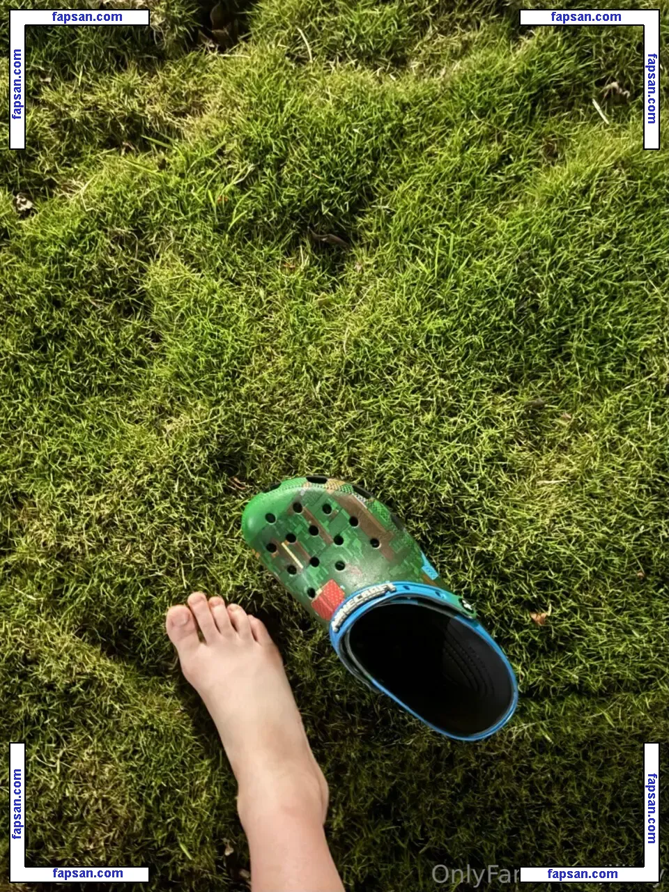 Lil Tay nude photo #0039 from OnlyFans