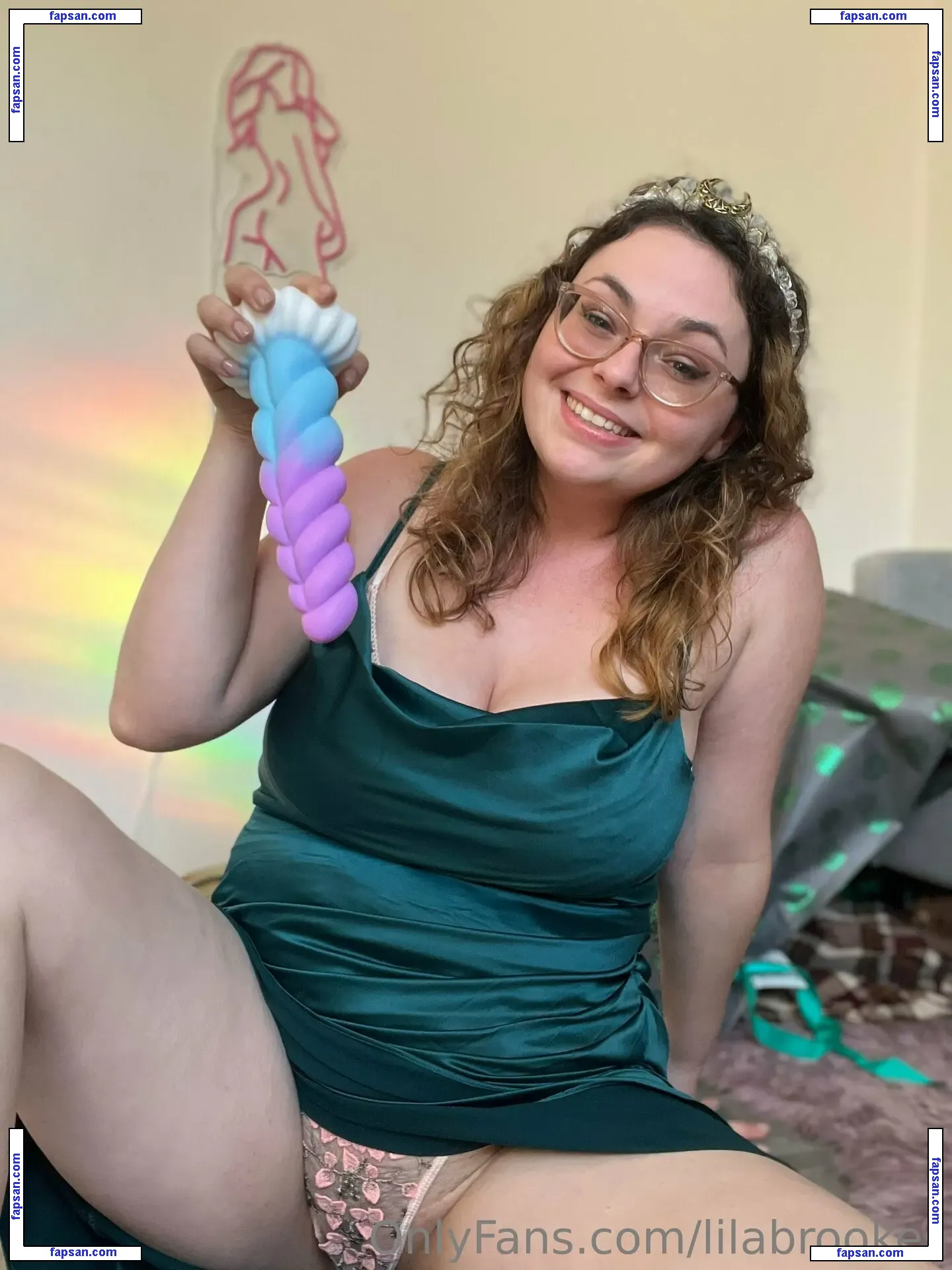 lilabrookes nude photo #0022 from OnlyFans