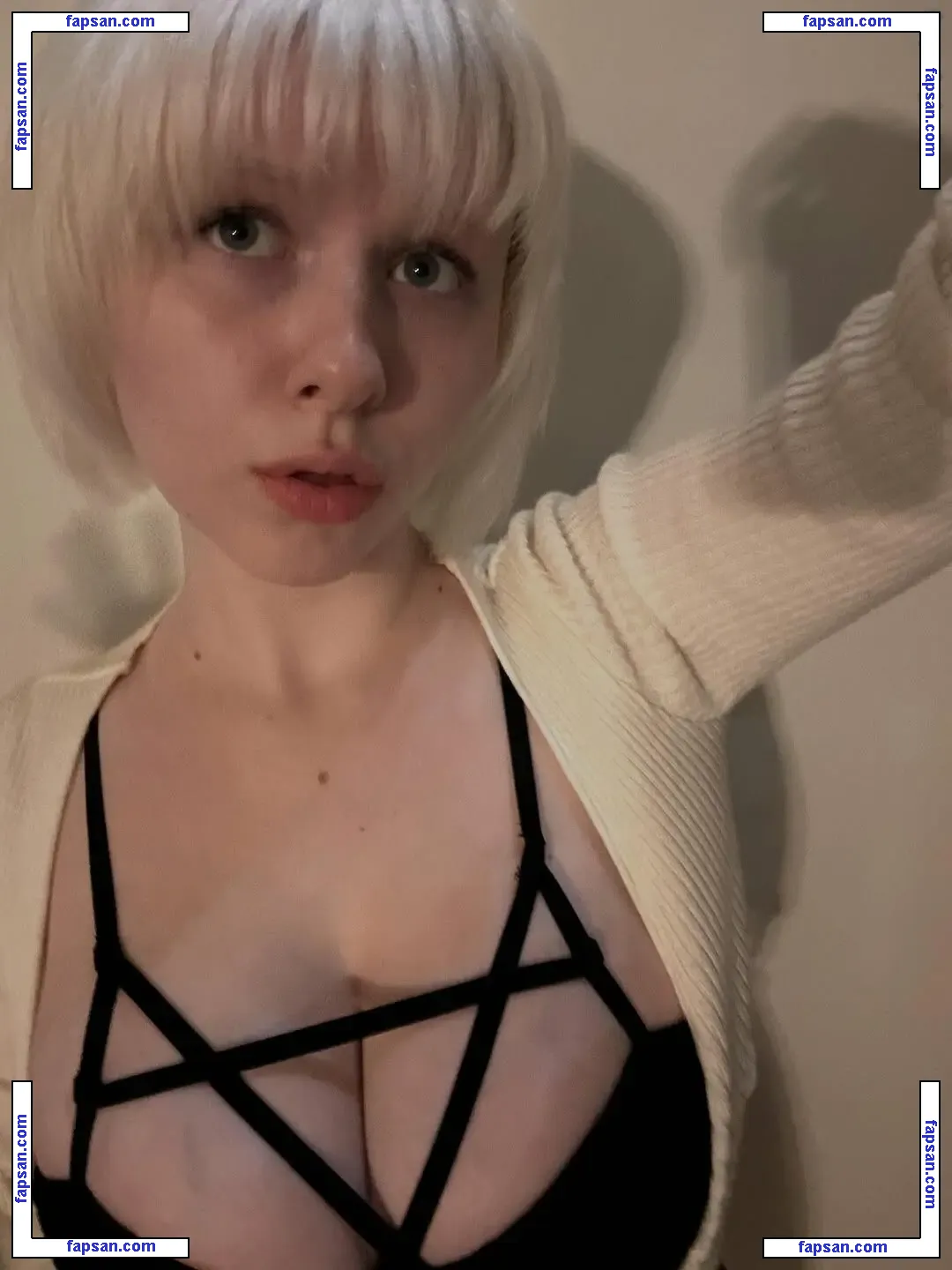 lilahangelcake nude photo #0001 from OnlyFans