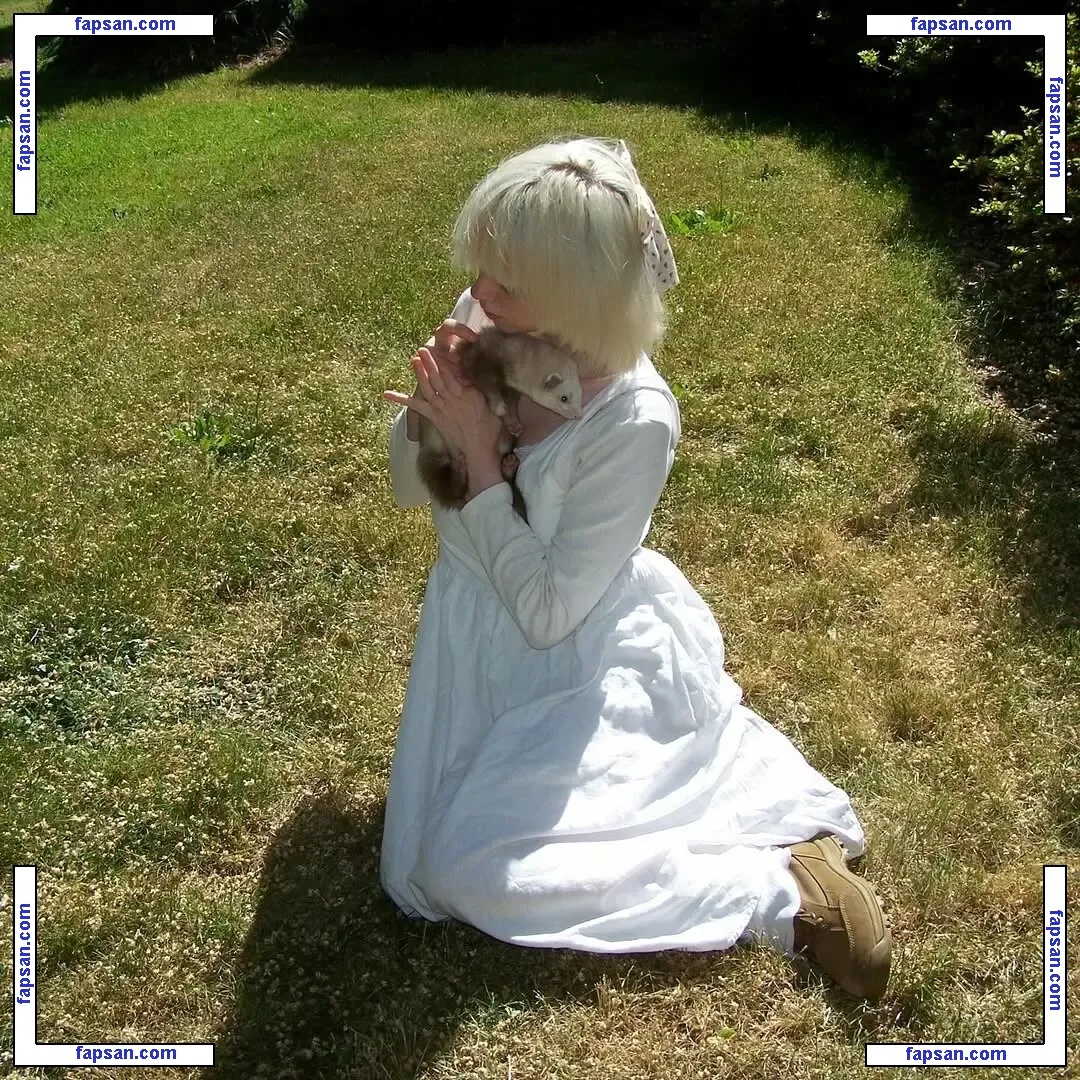 lilahangelcake nude photo #0002 from OnlyFans