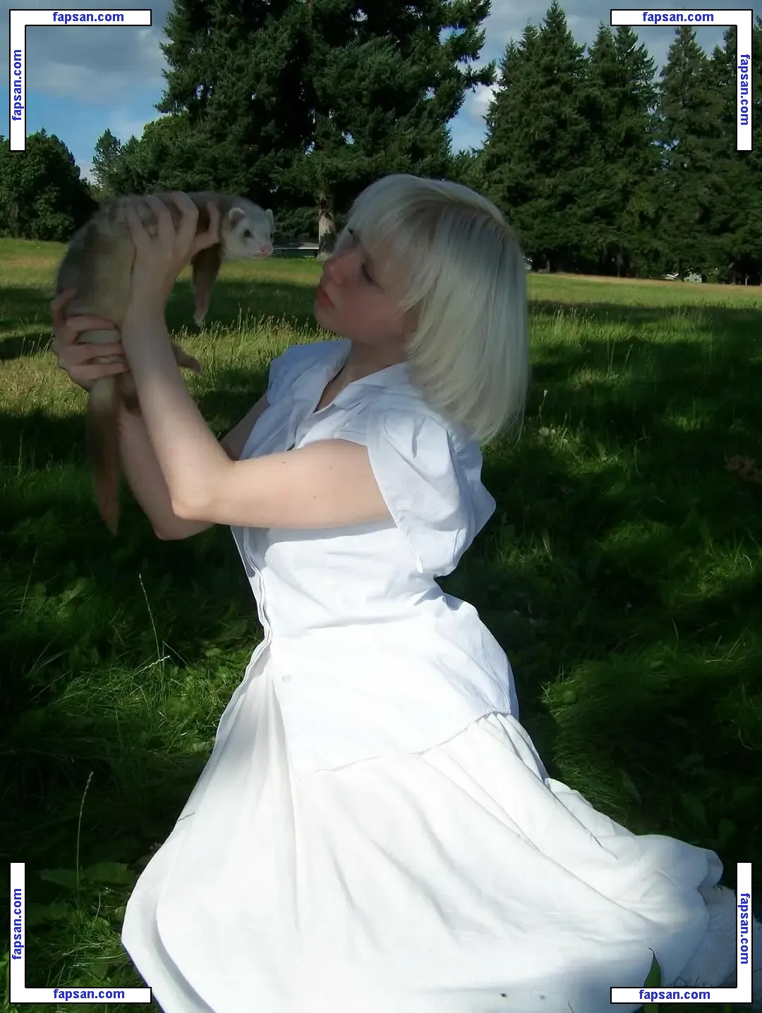 lilahangelcake nude photo #0003 from OnlyFans