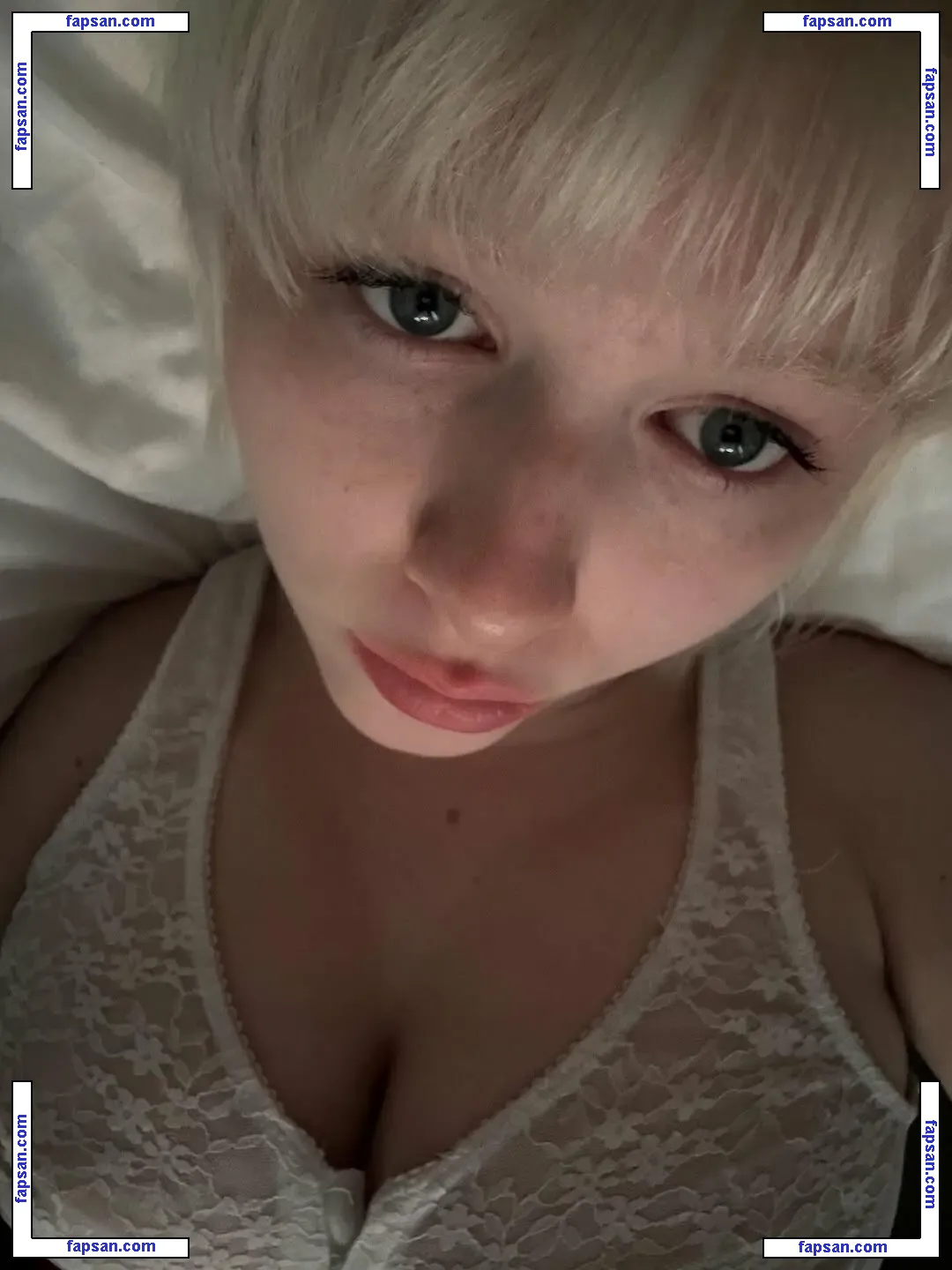 lilahangelcake nude photo #0007 from OnlyFans