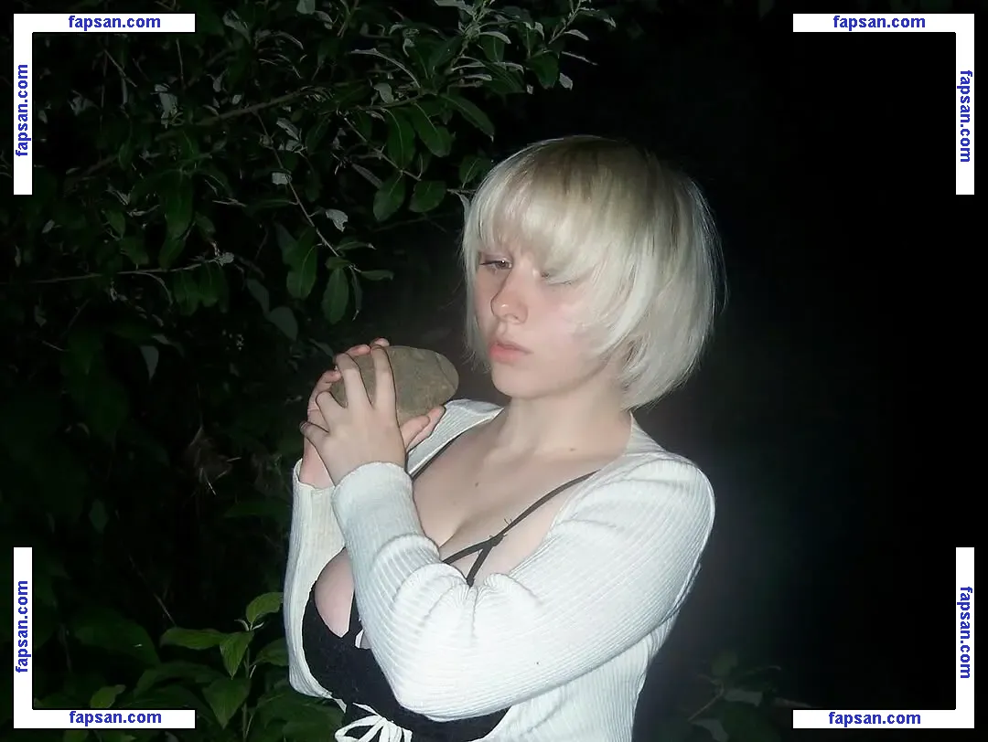 lilahangelcake nude photo #0012 from OnlyFans