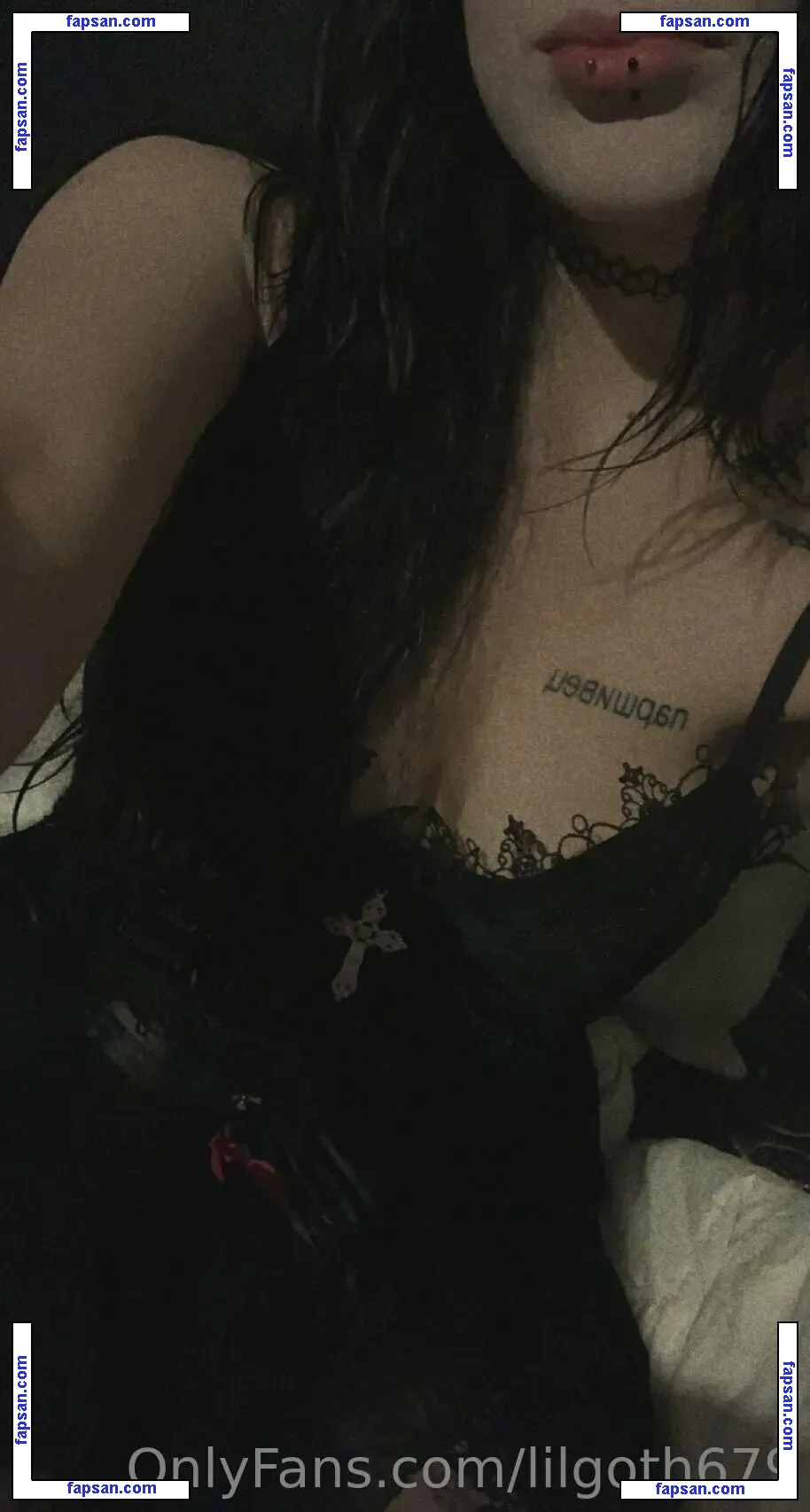 Lilgoth679 nude photo #0023 from OnlyFans