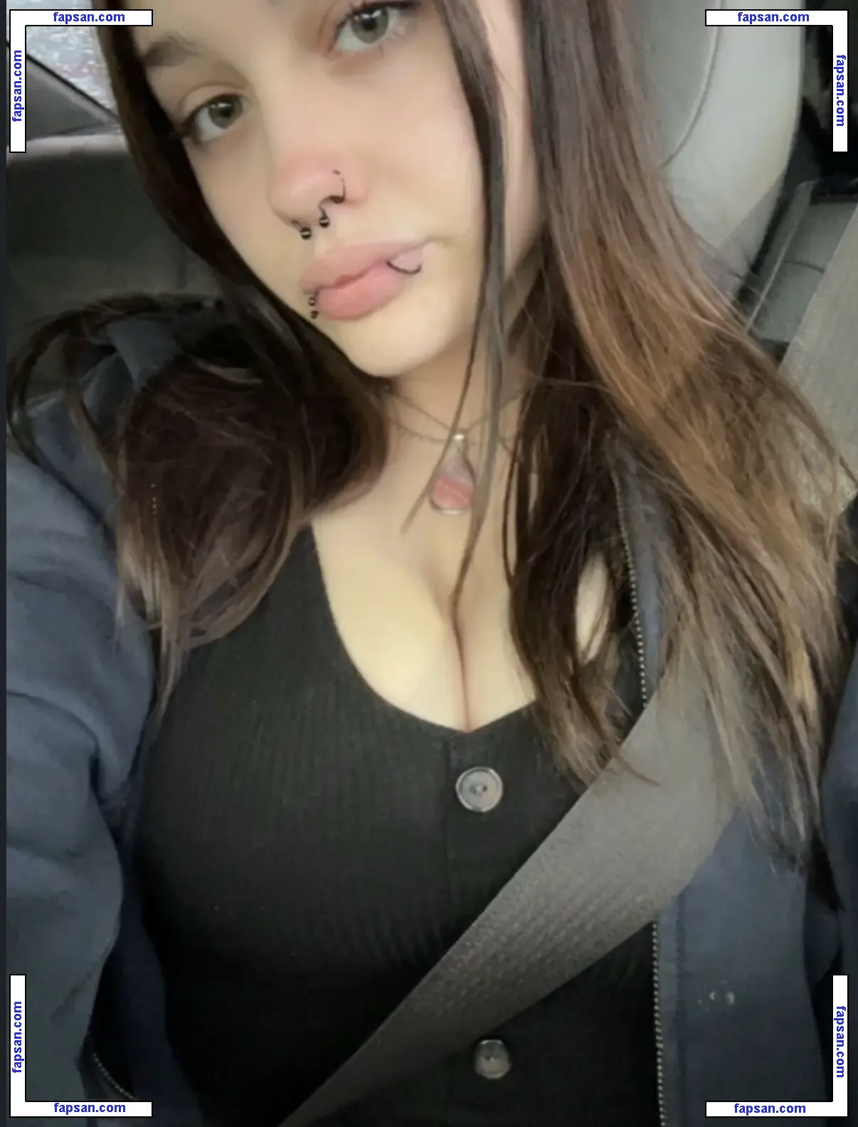 Lilgothbarbie nude photo #0007 from OnlyFans