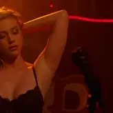 Lili Reinhart голая #0164