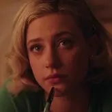 Lili Reinhart голая #0322