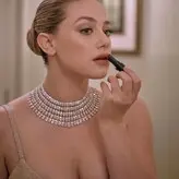 Lili Reinhart голая #0358