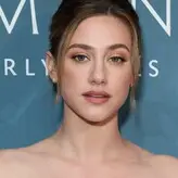 Lili Reinhart голая #0856
