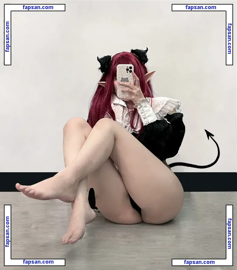 lilianapaws nude photo #0008 from OnlyFans