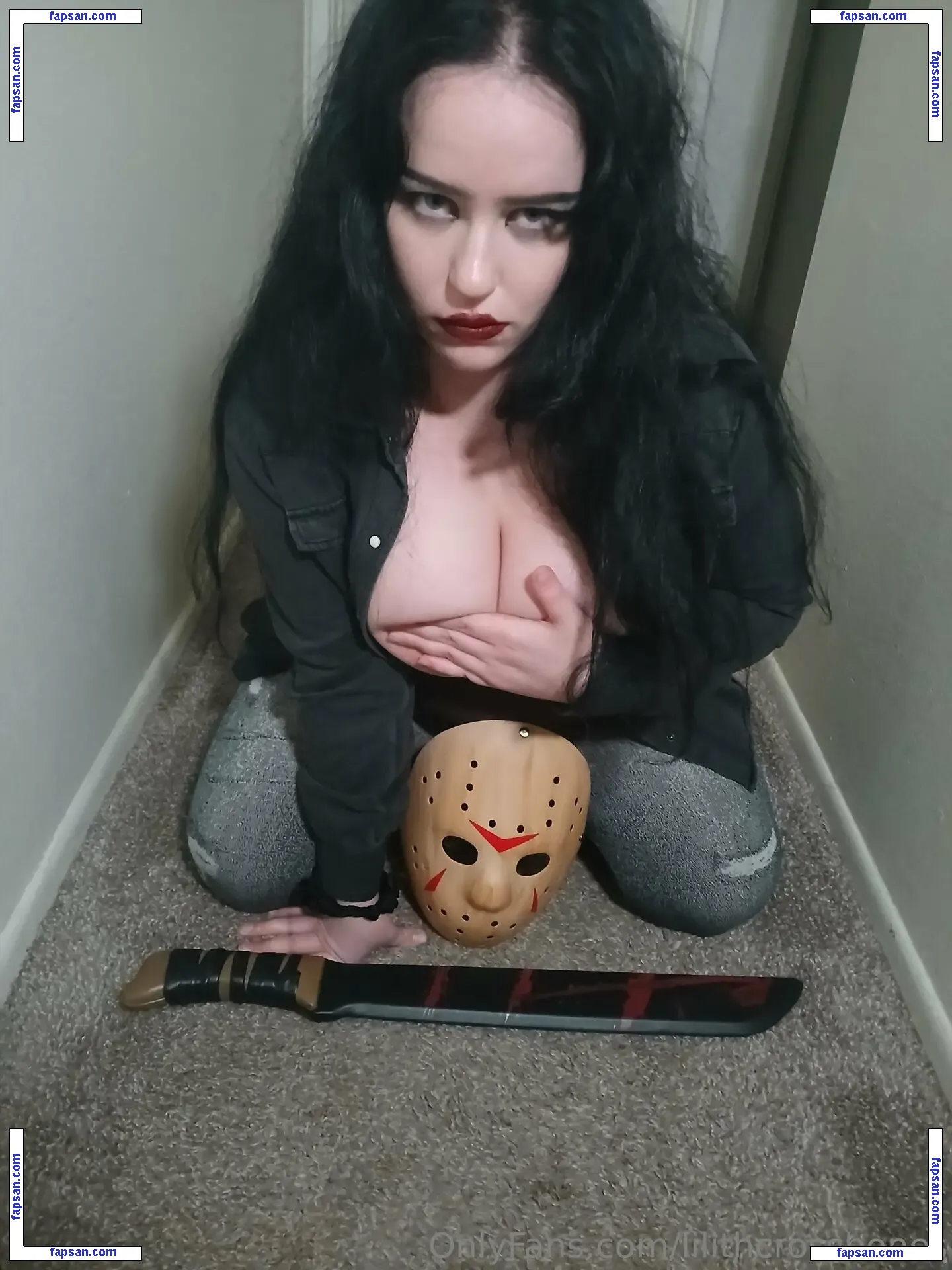 lilithcrossbones nude photo #0116 from OnlyFans