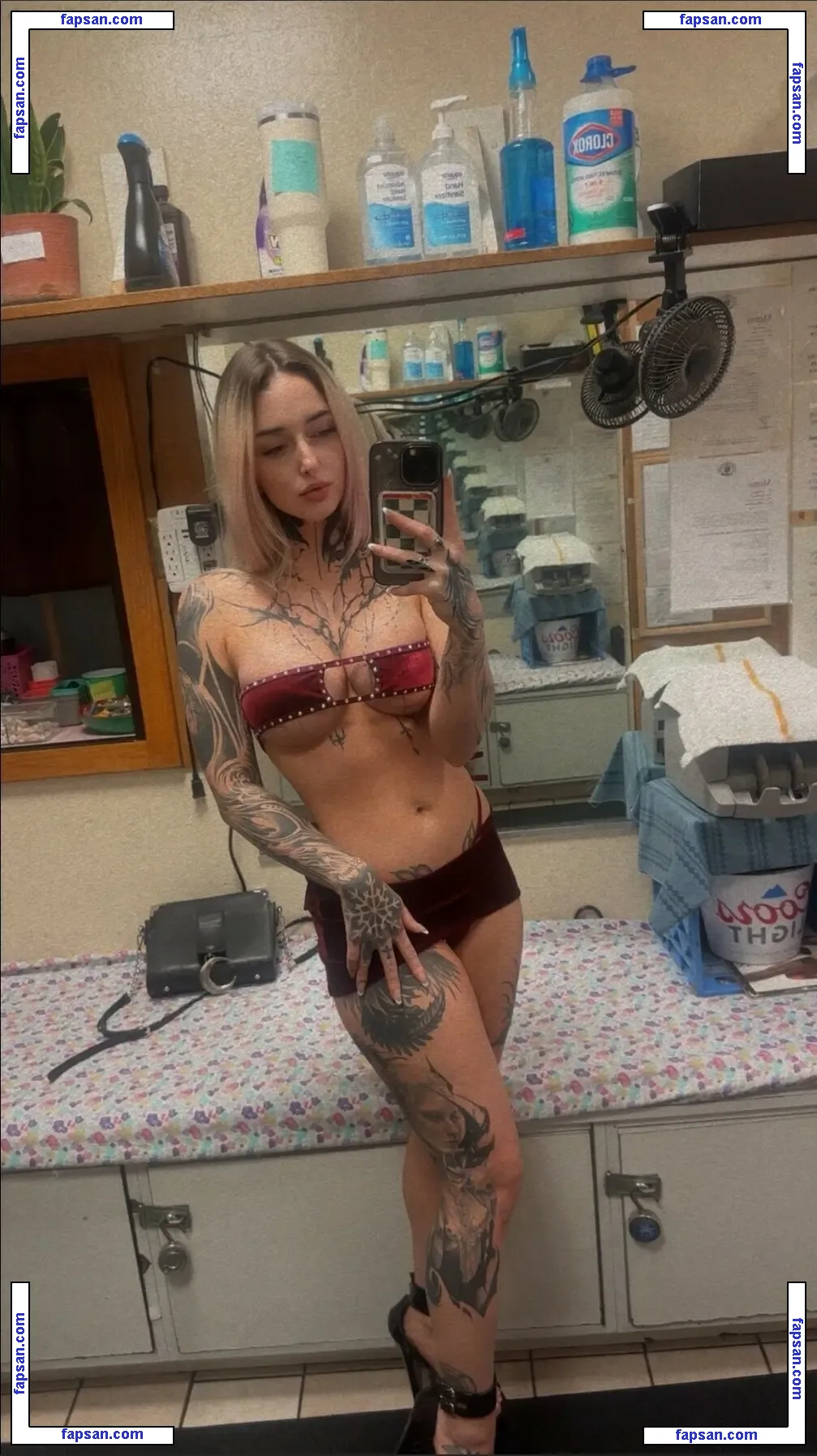 lilithsnoir голая фото #0007 с Онлифанс