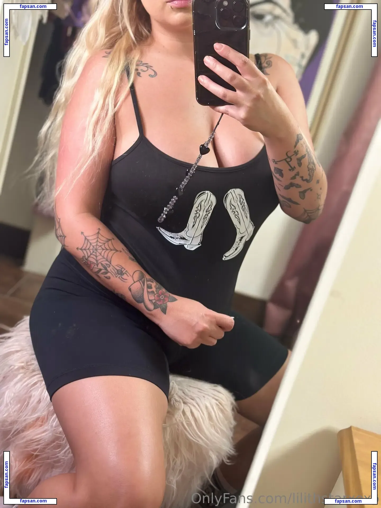 lilithstarxoxo nude photo #0008 from OnlyFans