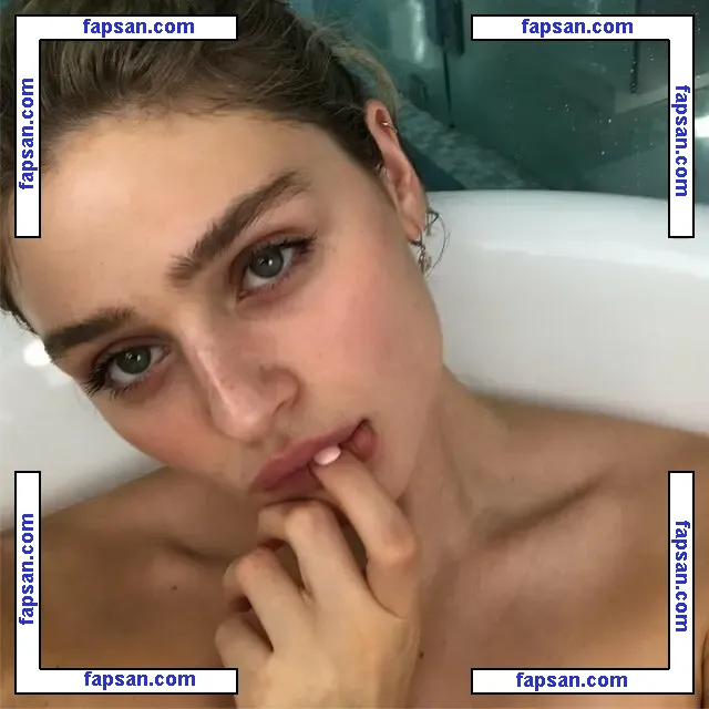 Lilliya Scarlett Reid голая фото #0012 с Онлифанс